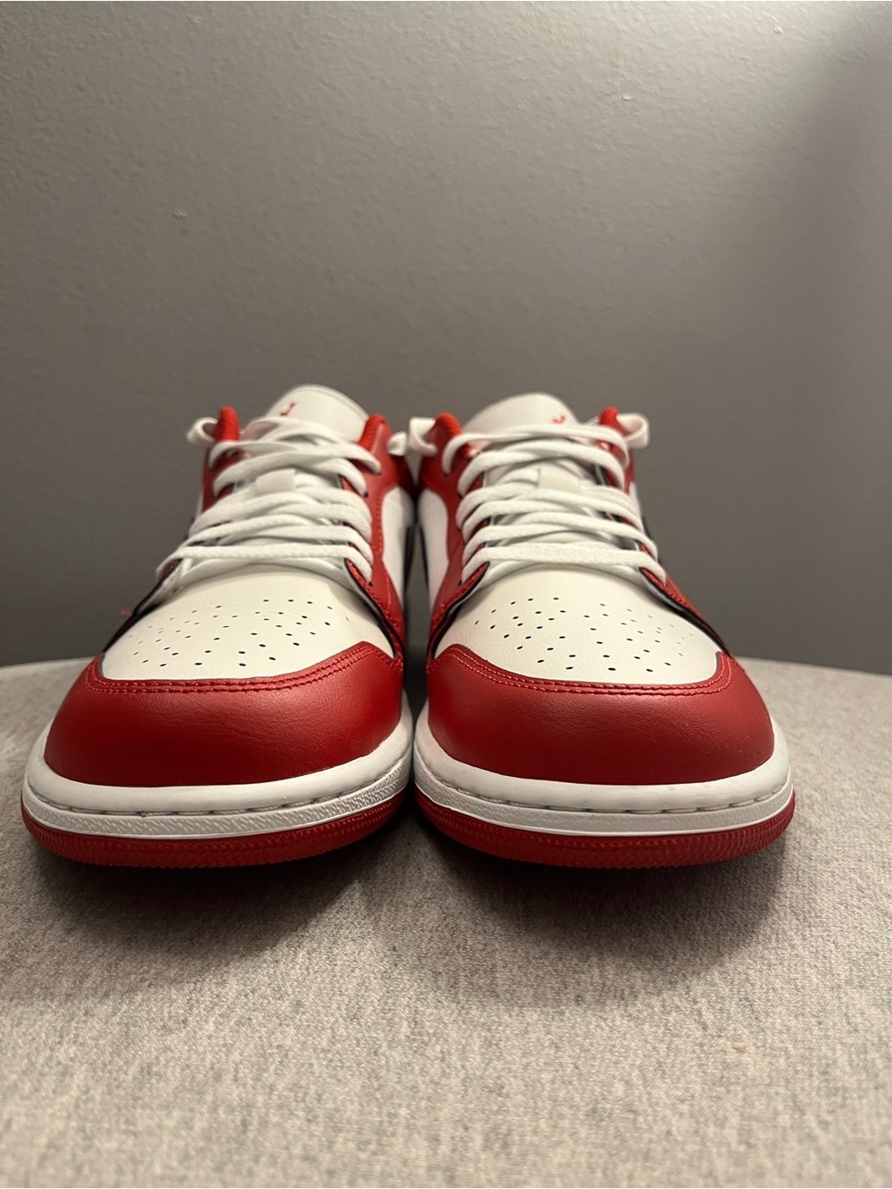 Nike Air Jordan 1 Low Summit White Varsity Red Men's Shoe Size 11.5 553558-166​ - Picture 2 of 11